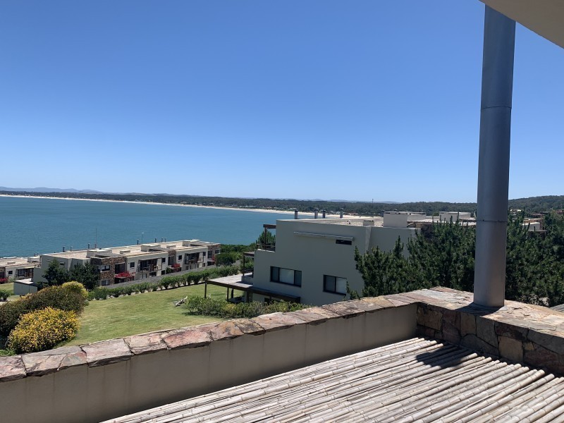 Muy lindo departamento en Punta Ballena
